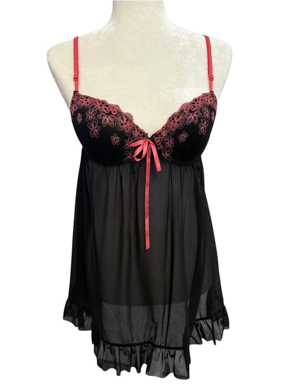 LA VIE EN ROSE Black Babydoll Slip Dress with Pink Details